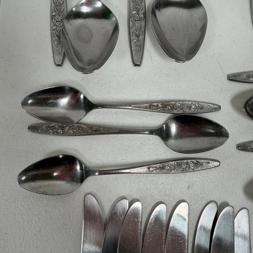 Eldan 44pc Flatware Set Stainless Japan Rose Floral Vintage Silverware Service